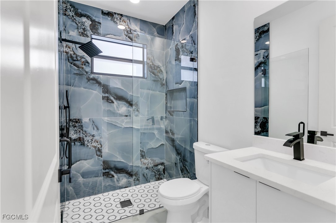 3 Bed SingleFamilyResidence for Sale in Lehigh Acres, photo 20