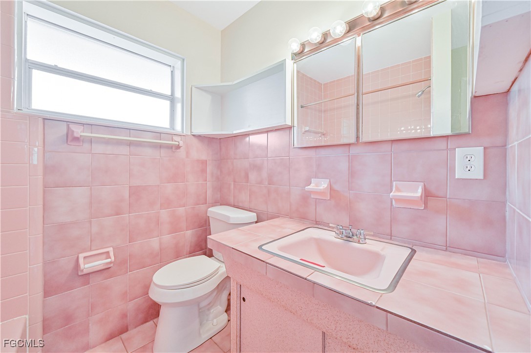 3 Bed SingleFamilyResidence for Sale in Lehigh Acres, photo 20