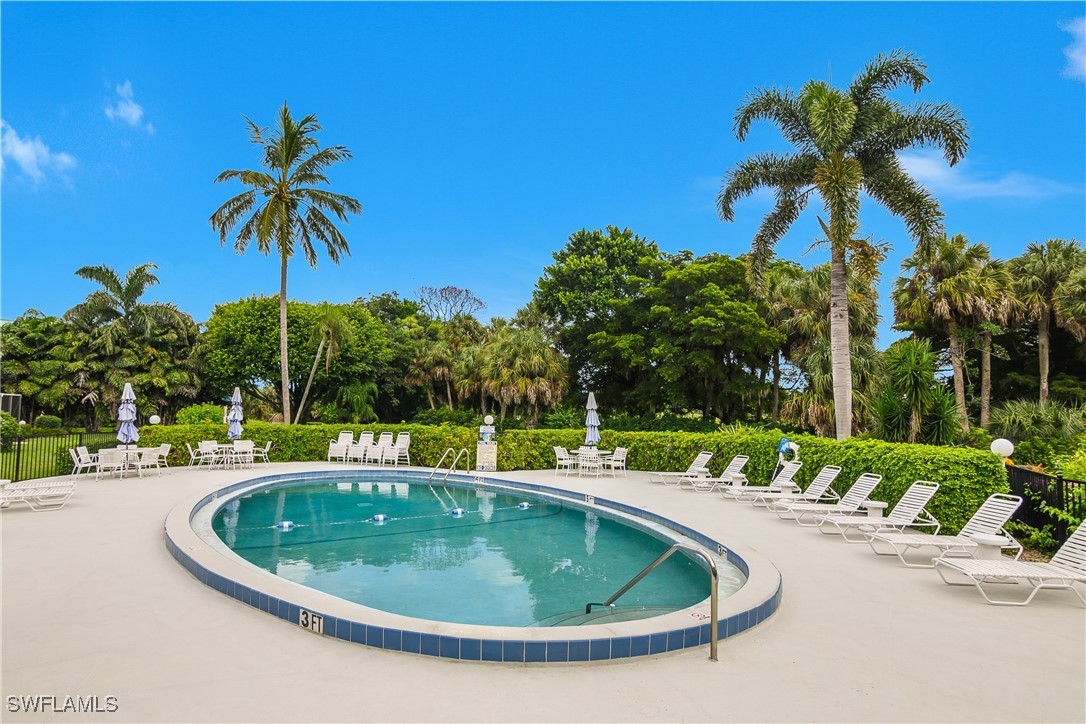 2 Bed Condominium for Sale in Montego Manor, FL, $199,900 — photo 20