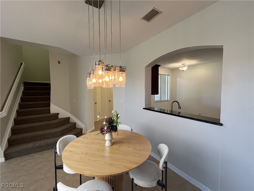 4 Bed Townhouse for Sale in Colonnade At Forum, FL, $285,000 — photo 20