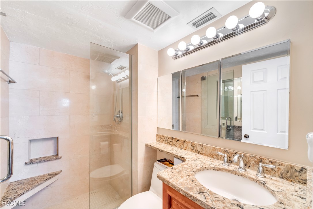 2 Bed Condominium for Sale in Fort Myers Beach, FL, $410,000 — photo 20