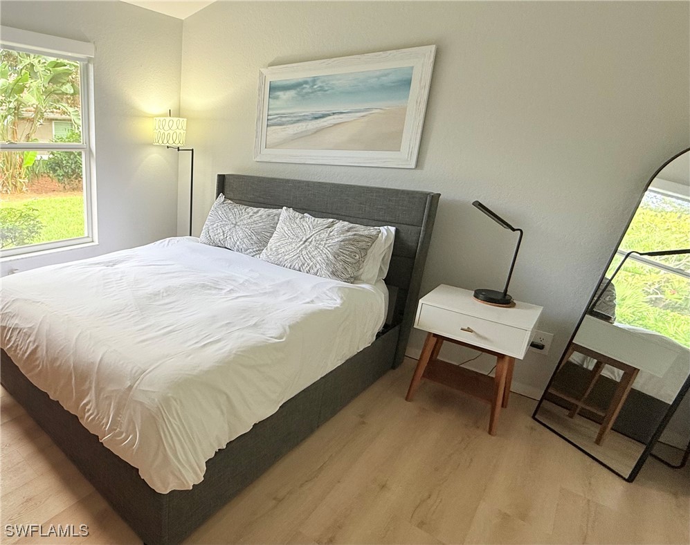 2 Bed Attached for Sale in Naples, photo 20