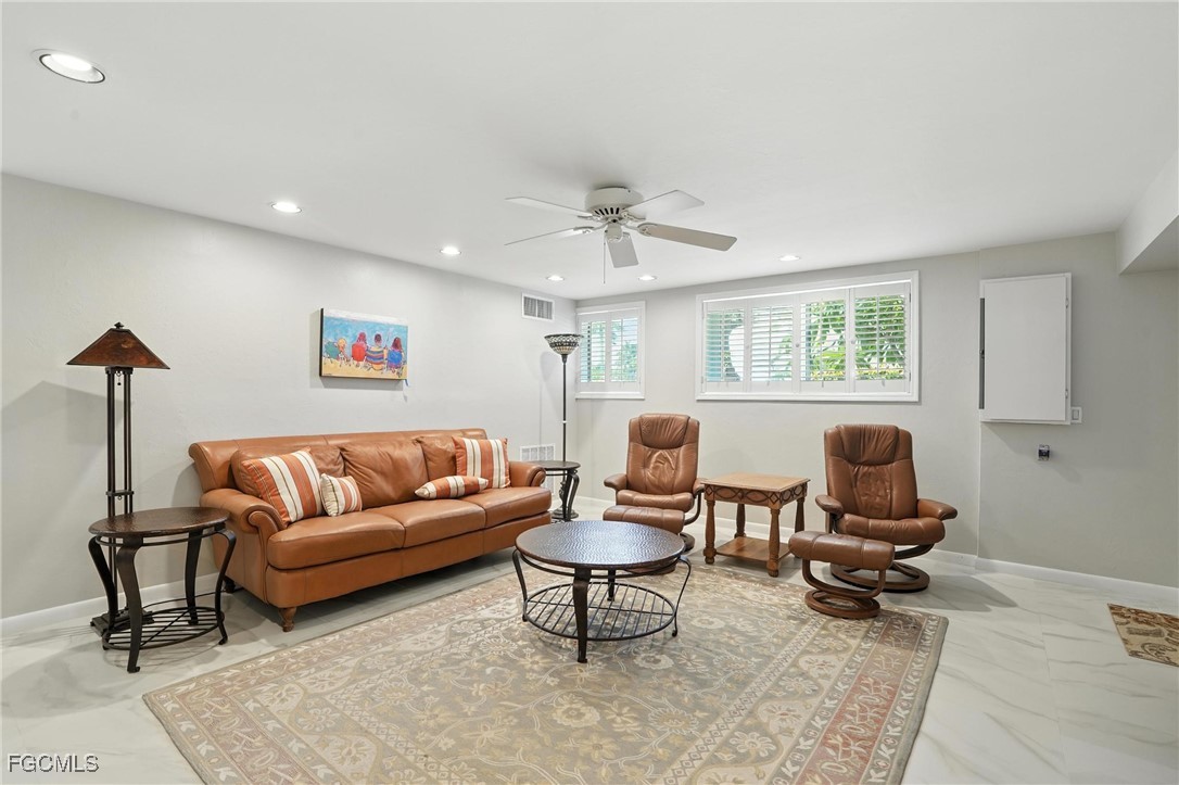 3 Bed Pool Home for Sale in Cape Coral, photo 20
