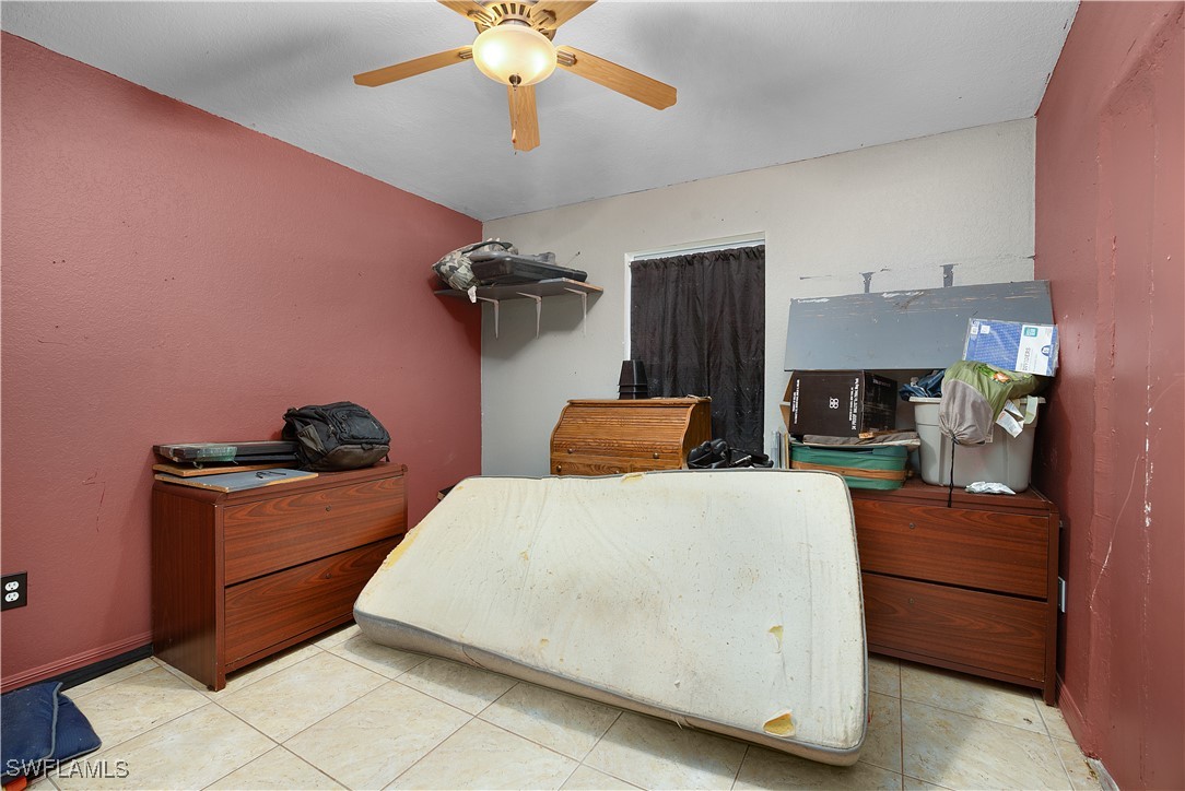 5 Bed SingleFamilyResidence for Sale in Wedgewood, photo 20
