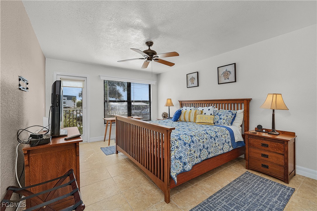 2 Bed Waterfront Home for Sale in Bokeelia, photo 20