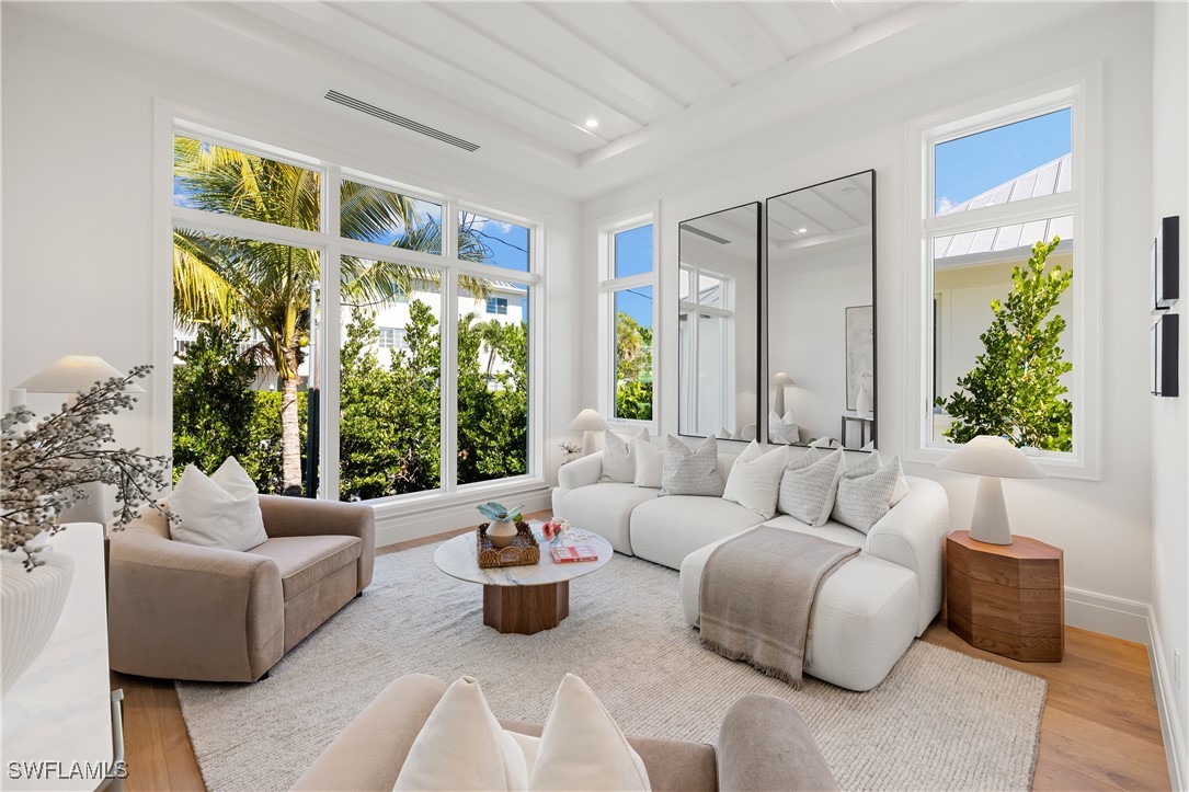 5 Bed Pool Home for Sale in Olde Naples, photo 20