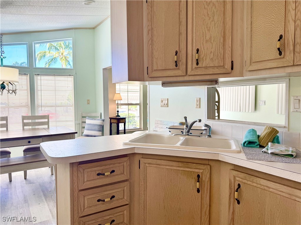 2 Bed ManufacturedHome for Sale in Naples, FL, $158,000 — photo 20