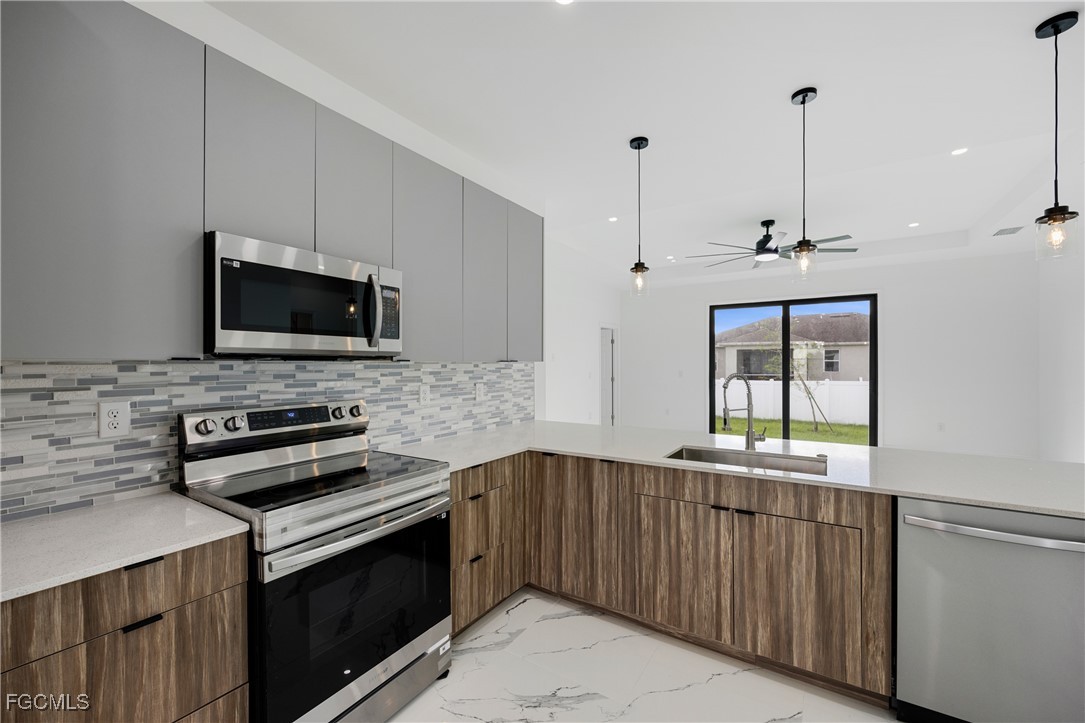 4 Bed SingleFamilyResidence for Sale in Cape Coral, FL — photo 20