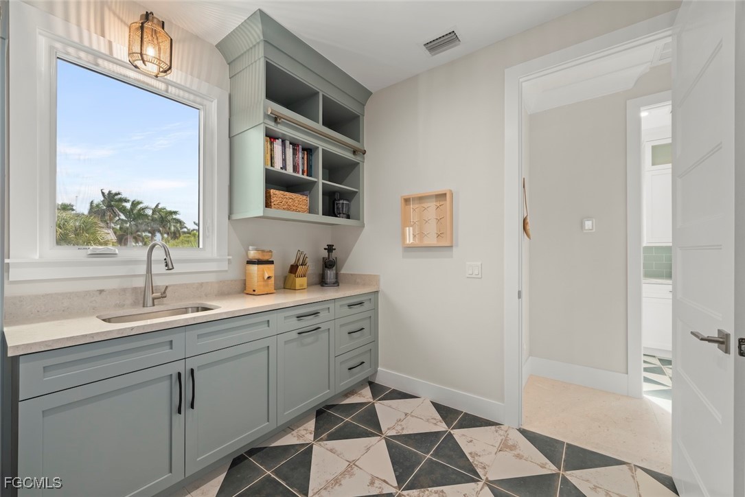 5 Bed Pool Home for Sale in Sanibel, photo 20