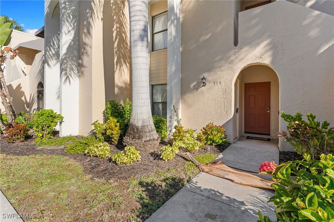 2 Bed Waterfront Home for Sale in Naples, FL, $250,000 — photo 20