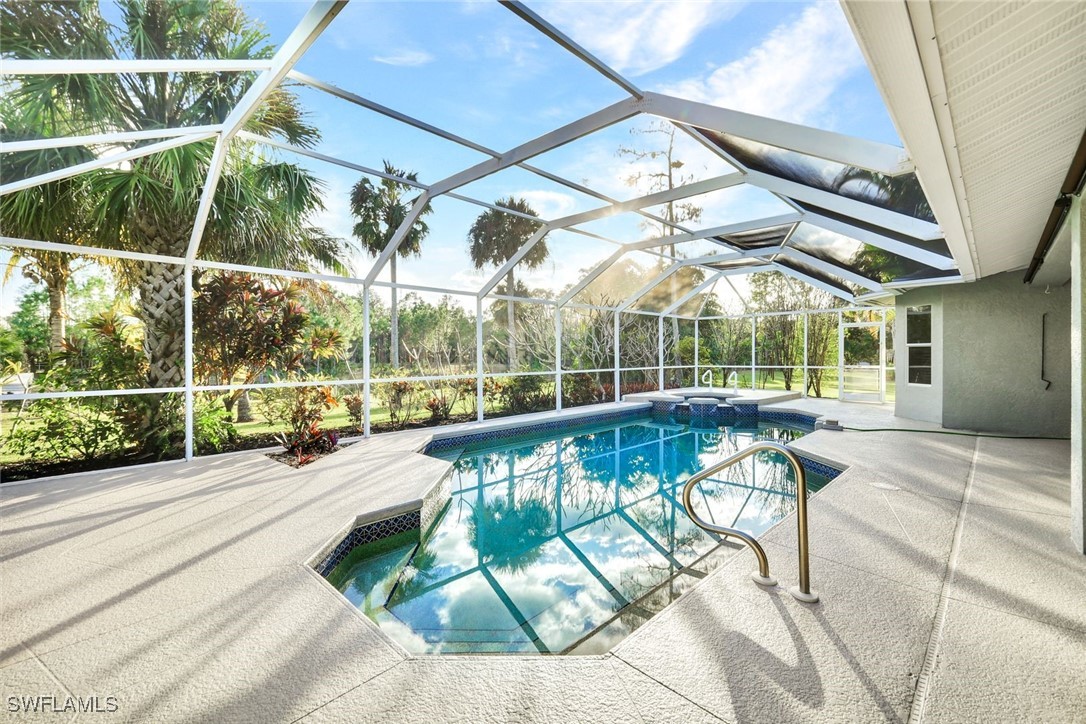 3 Bed Pool Home for Sale in Naples, photo 20