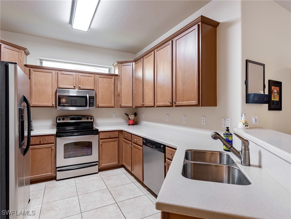 2 Bed Attached for Sale in Bella Terra, FL — photo 20