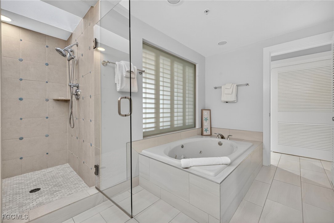 2 Bed Waterfront Home for Sale in Land'S End, FL, $1,250,000 — photo 20