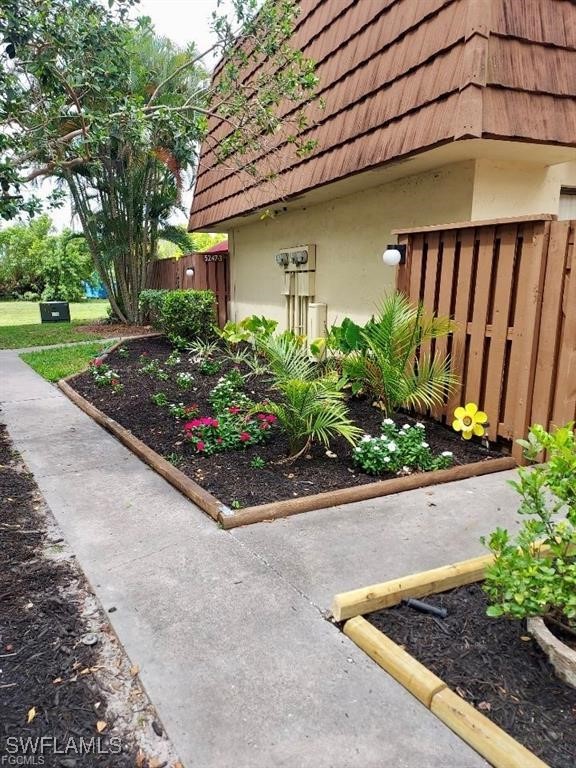 2 Bed Townhouse for Sale in Fort Myers, FL, $173,895 — photo 20