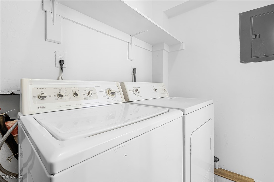 2 Bed Attached for Sale in Cape Coral, photo 20