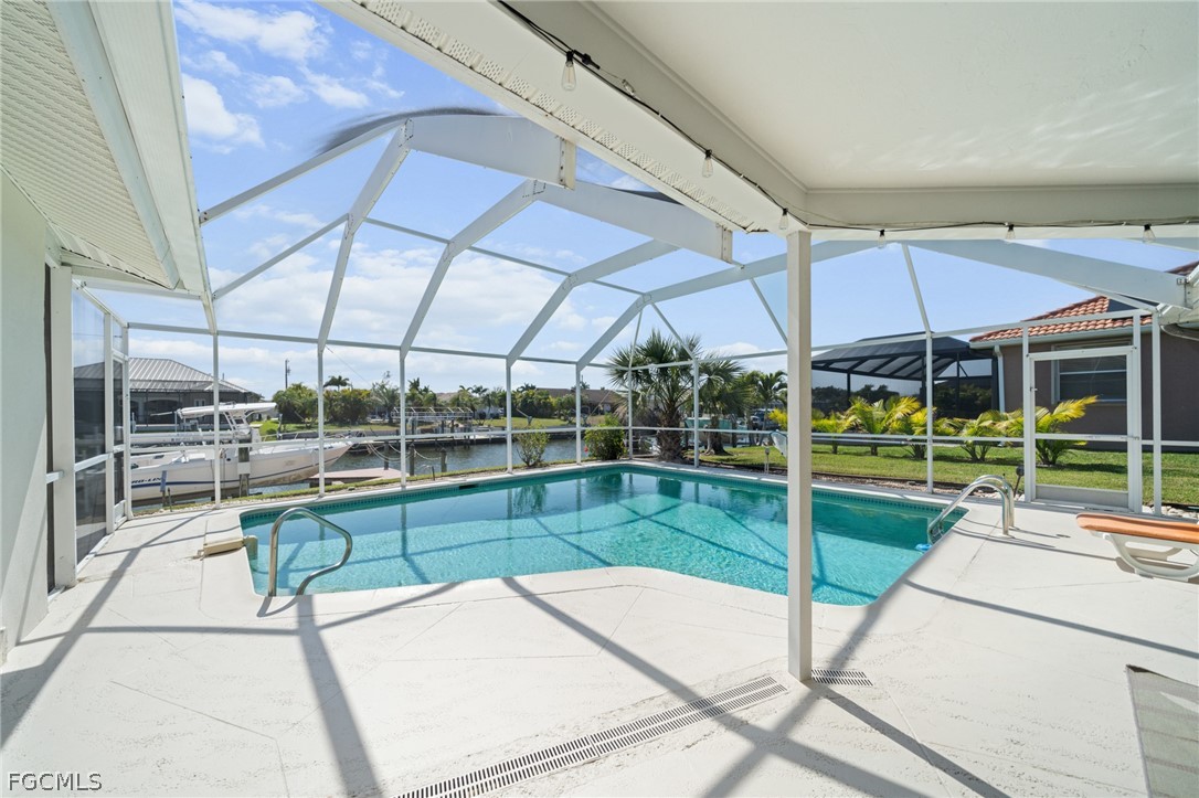 3 Bed Pool Home for Sale in Cape Coral, photo 20