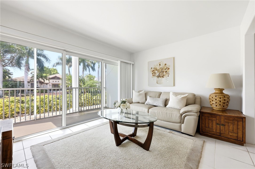 2 Bed Condominium for Sale in Naples, photo 20