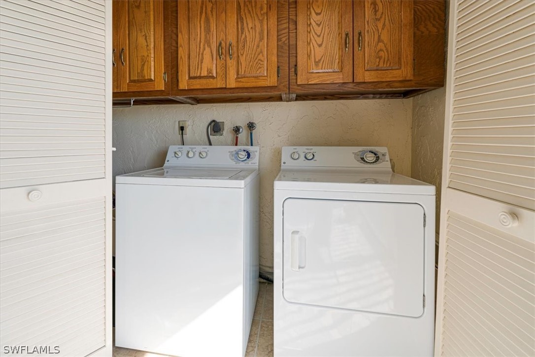 2 Bed Waterfront Home for Sale in Naples, photo 20