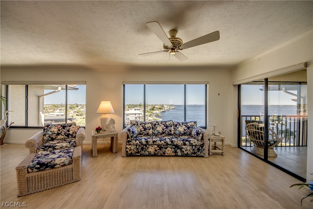 2 Bed Waterfront Home for Sale in Rivers Condo, FL, $299,900 — photo 20