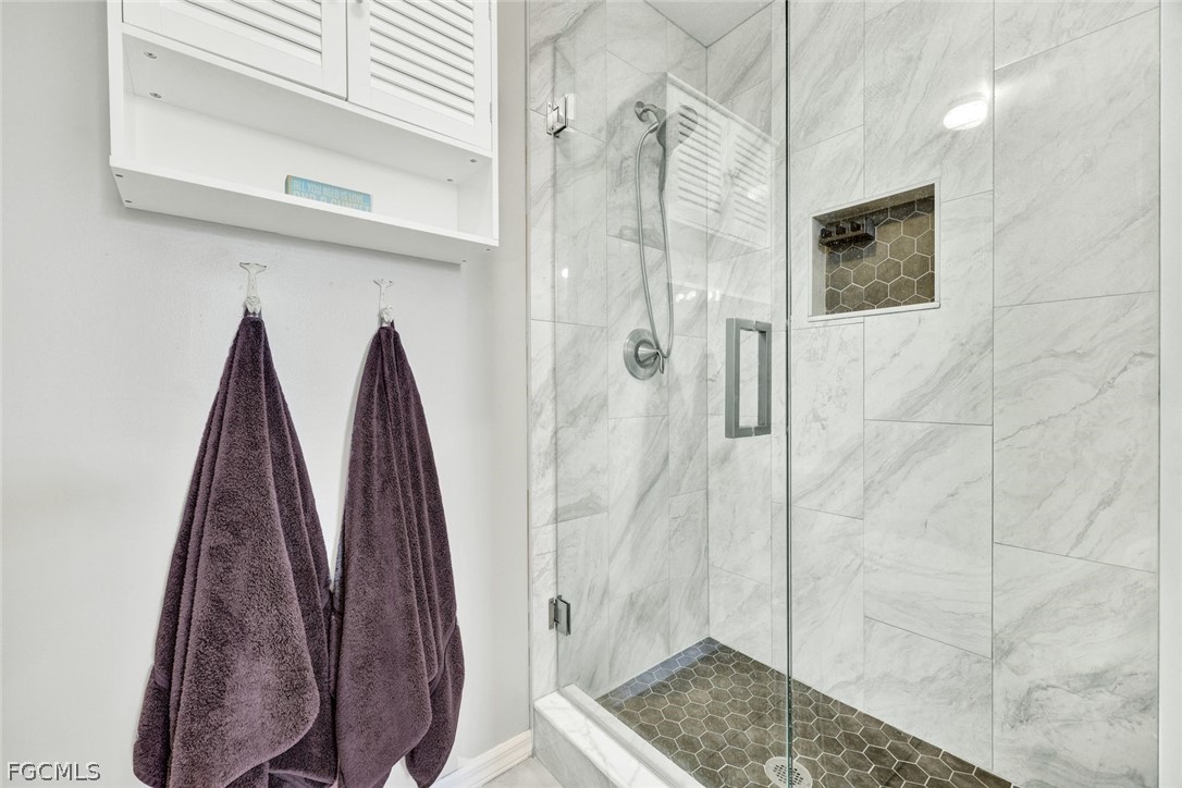 2 Bed Condominium for Sale in Clubhouse Villas, FL, $189,000 — photo 20
