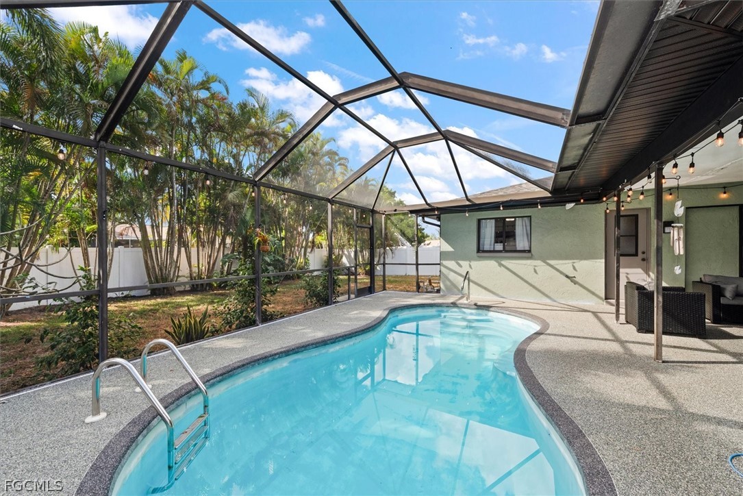 3 Bed Pool Home for Sale in Cape Coral, photo 20