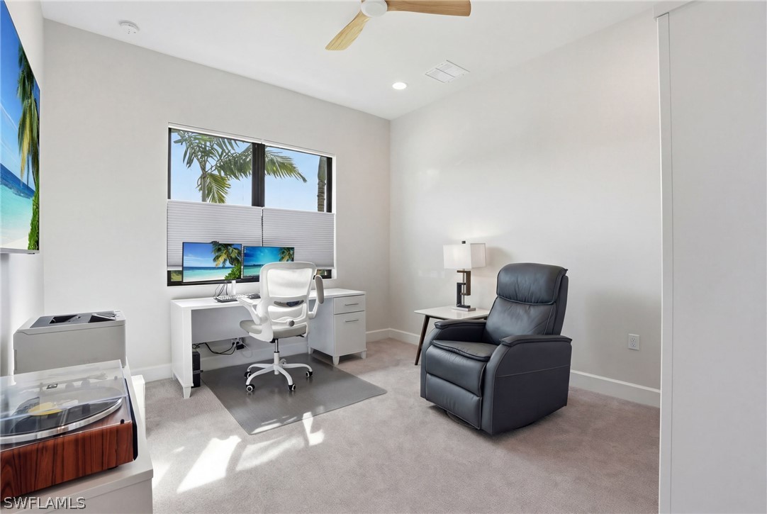 4 Bed SingleFamilyResidence for Sale in Estero, photo 20