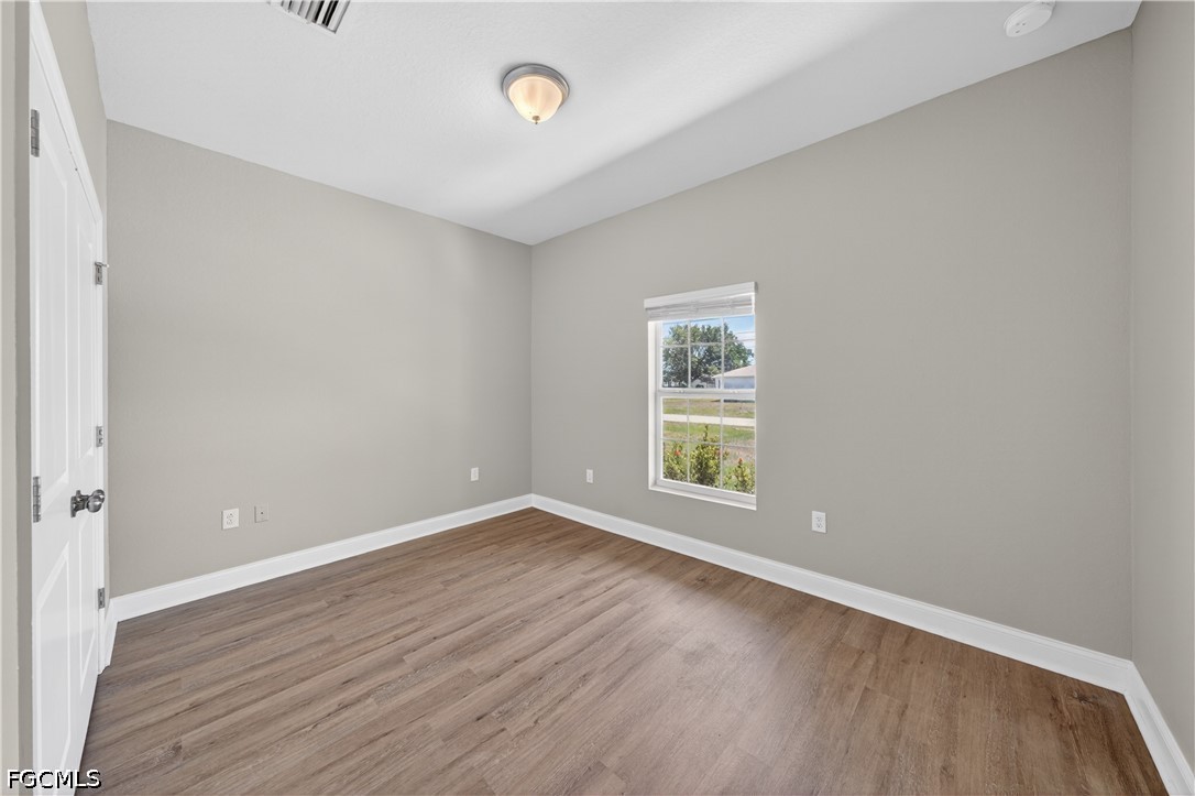 3 Bed SingleFamilyResidence for Sale in Cape Coral, photo 20