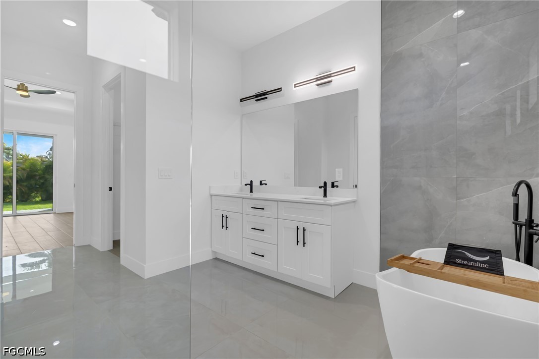 3 Bed SingleFamilyResidence for Sale in Rotonda Heights, photo 20