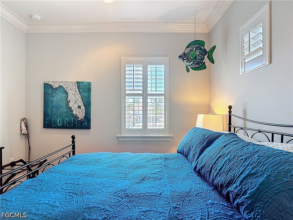 3 Bed Waterfront Home for Sale in Somerset, FL, $465,000 — photo 20