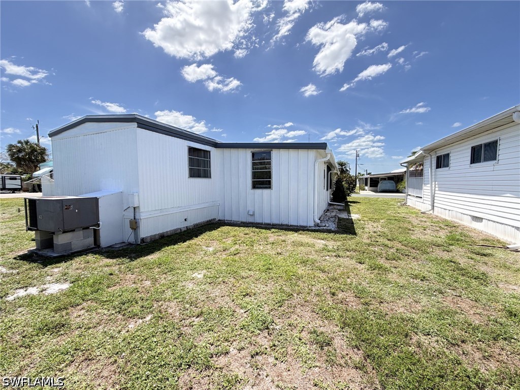 2 Bed Waterfront Home for Sale in Holiday Manor, FL, $84,900 — photo 20