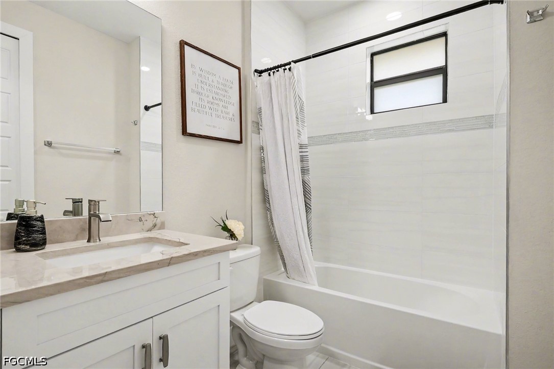 3 Bed Pool Home for Sale in Cape Coral, photo 20