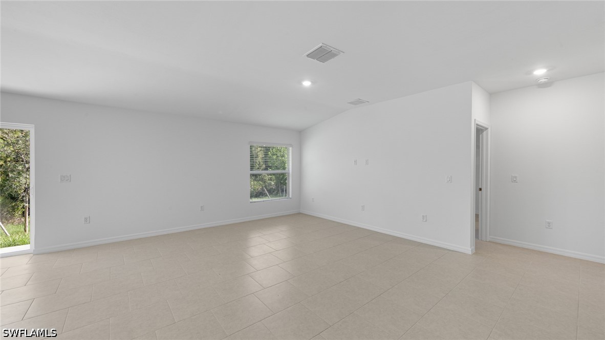 4 Bed SingleFamilyResidence for Sale in Lehigh Acres, photo 20