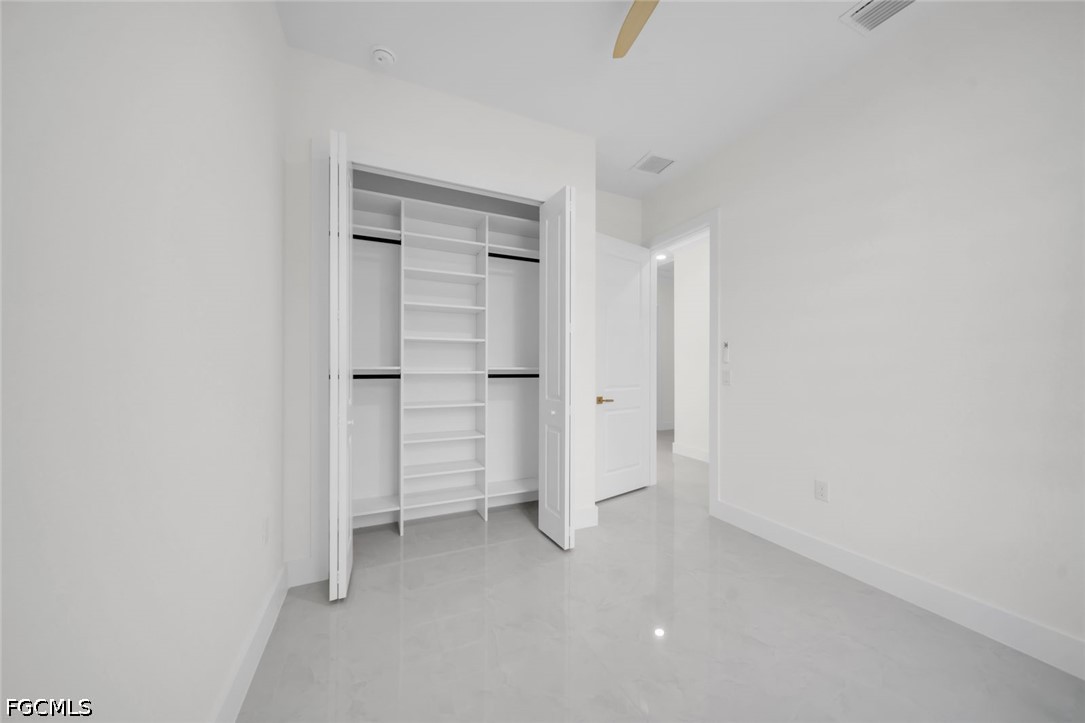 4 Bed SingleFamilyResidence for Sale in Lehigh Acres, photo 20