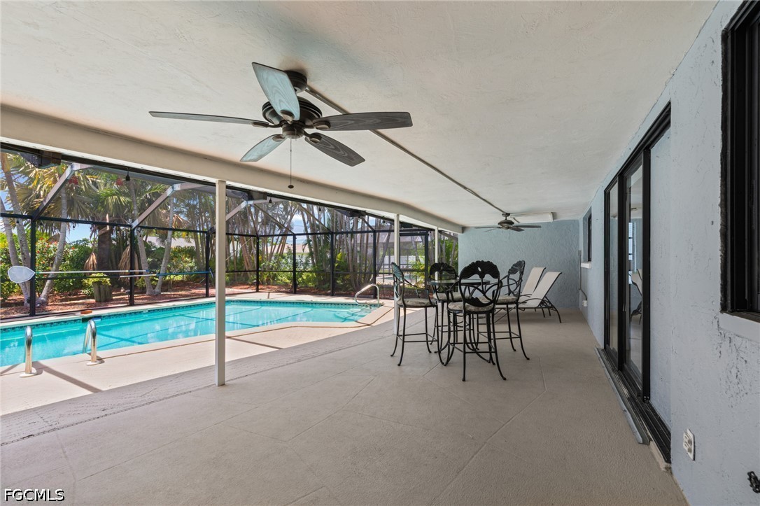 2 Bed Pool Home for Sale in Cape Coral, photo 20