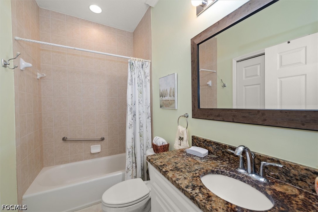3 Bed Condominium for Sale in Kings Green, photo 20