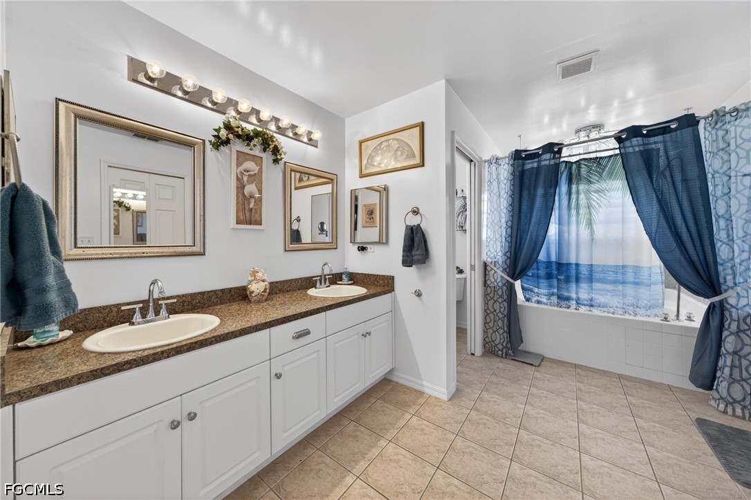 3 Bed SingleFamilyResidence for Sale in Cape Coral, photo 20