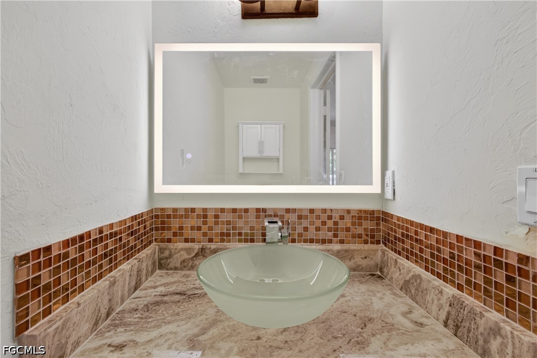 2 Bed Townhouse for Sale in Olympia Pointe, FL, $149,000 — photo 20