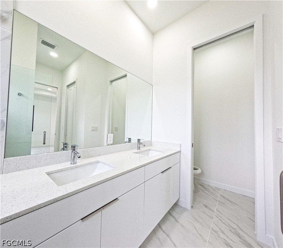 3 Bed SingleFamilyResidence for Sale in Cape Coral, photo 20