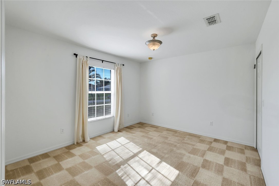 3 Bed SingleFamilyResidence for Sale in Cape Coral, photo 20