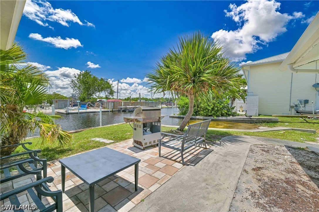 2 Bed Waterfront Home for Sale in Bokeelia, photo 20