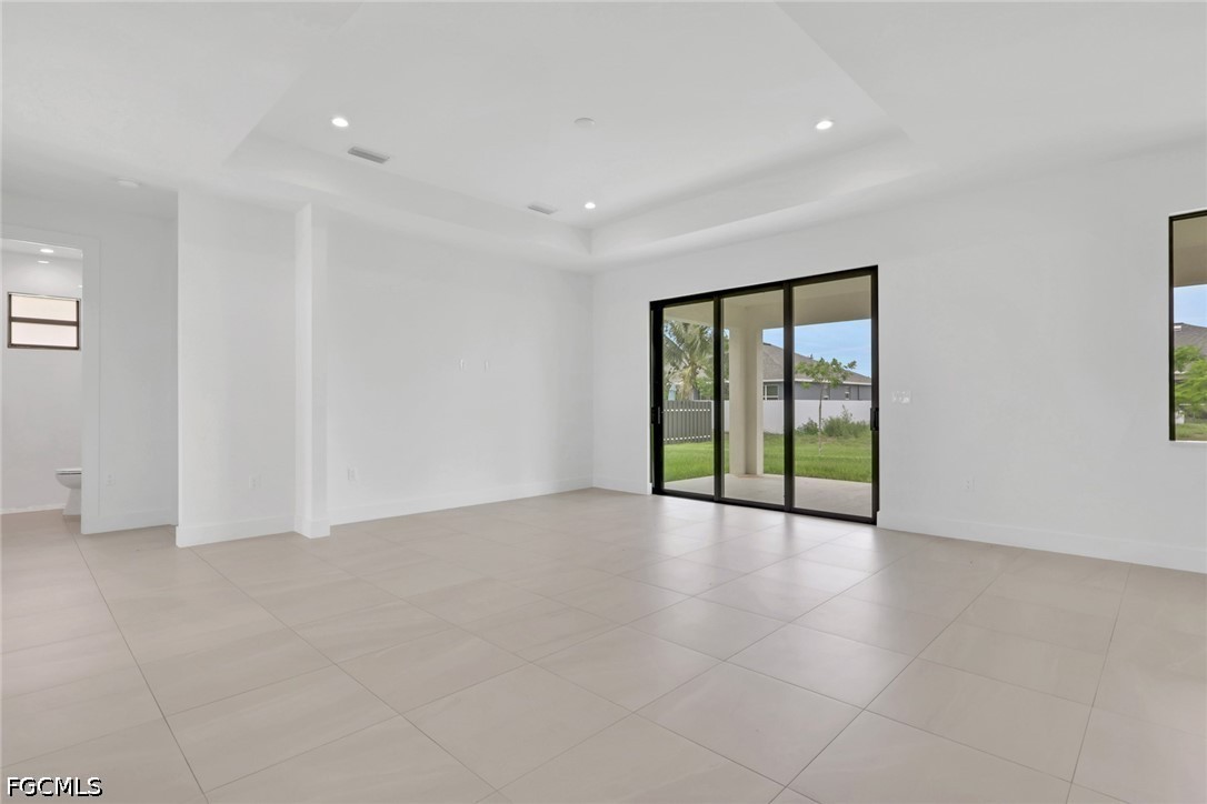 3 Bed SingleFamilyResidence for Sale in Cape Coral, photo 20