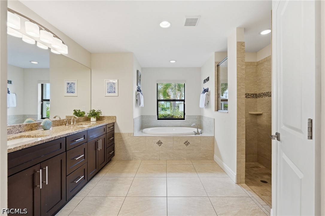 4 Bed Pool Home for Sale in Cape Coral, photo 20