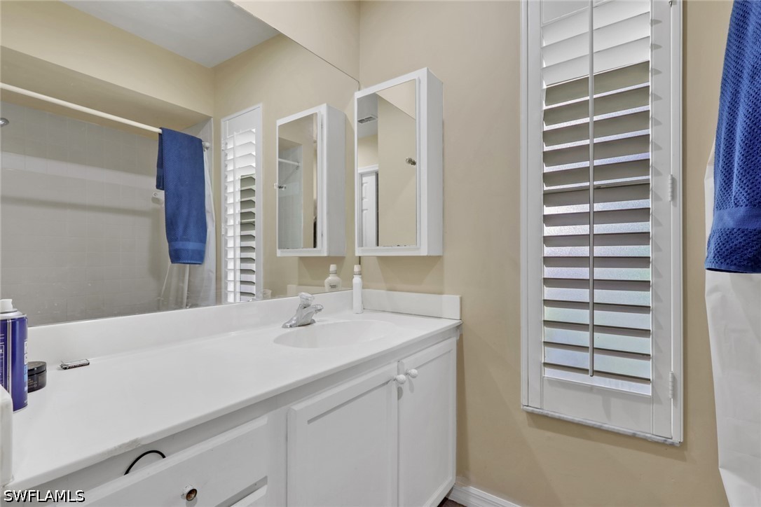3 Bed SingleFamilyResidence for Sale in Morton Grove, photo 20