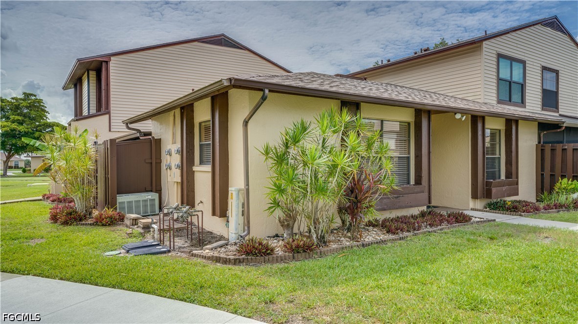 2 Bed Attached for Sale in Cape Coral, photo 20