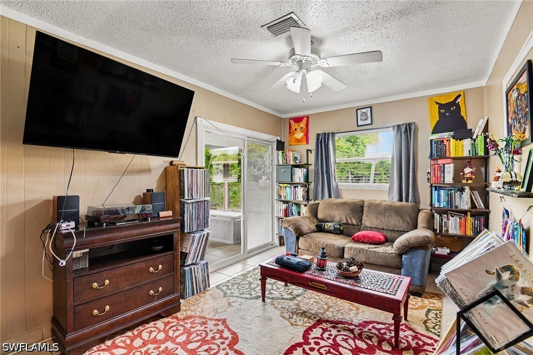 3 Bed SingleFamilyResidence for Sale in Fort Myers, photo 20