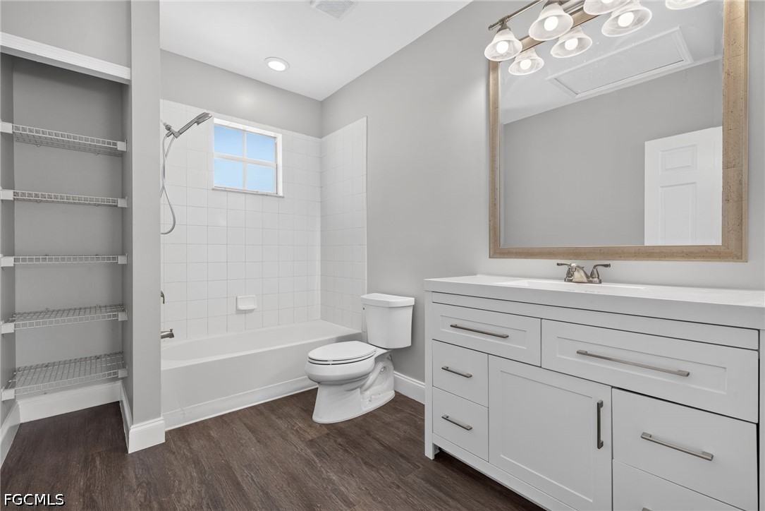 3 Bed SingleFamilyResidence for Sale in Lehigh Acres, photo 20