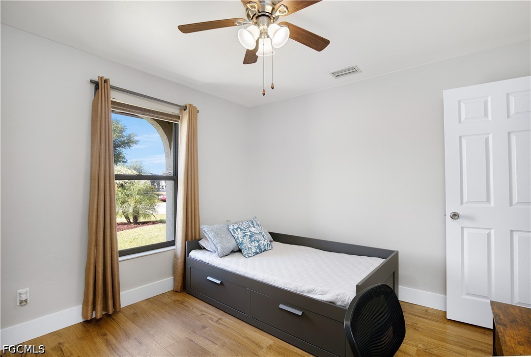 3 Bed Pool Home for Sale in Cape Coral, photo 20