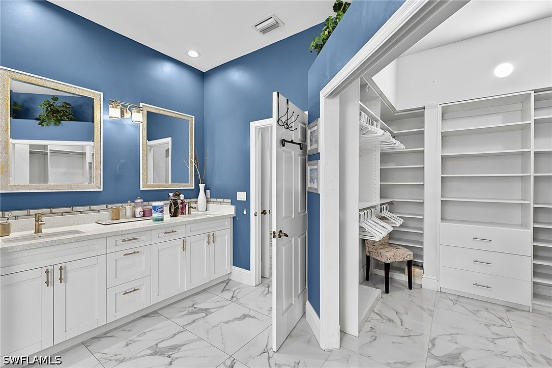 4 Bed SingleFamilyResidence for Sale in Naples, photo 20