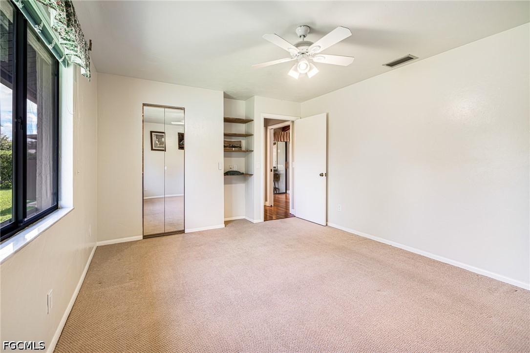 2 Bed SingleFamilyResidence for Sale in Fort Myers, photo 20