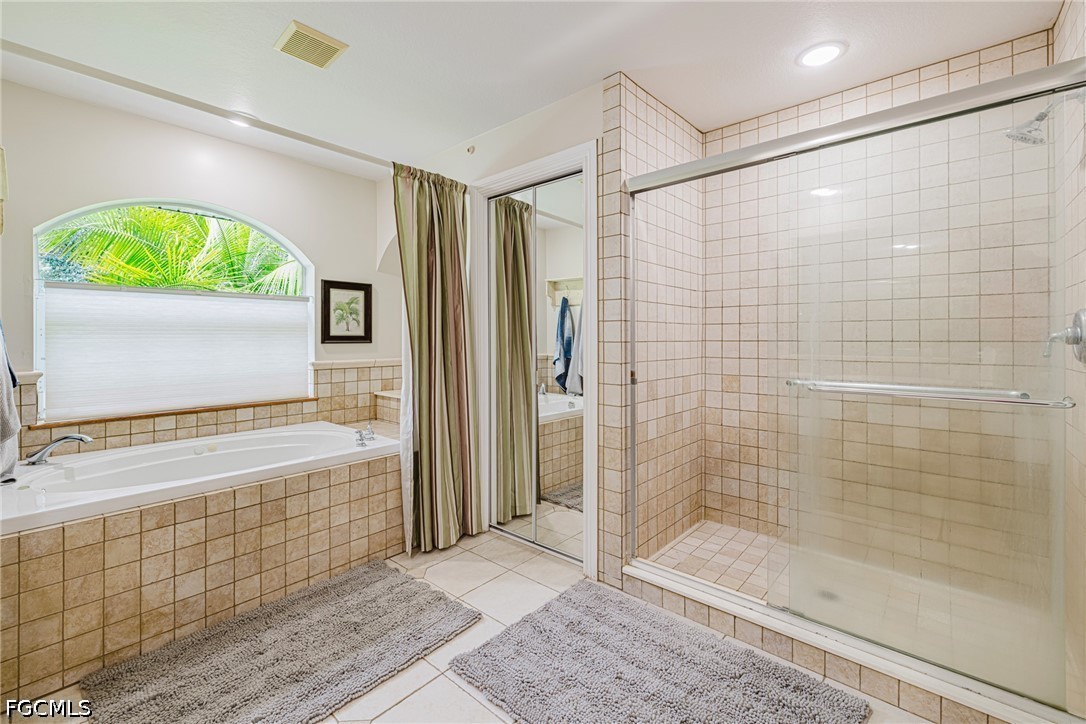 5 Bed Pool Home for Sale in Fort Myers, photo 20